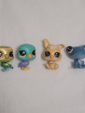 Hasbro Littlest Pet Shop LPS Lot Of 4 Simon Frogby Edie Von Keet Angora Rabbit